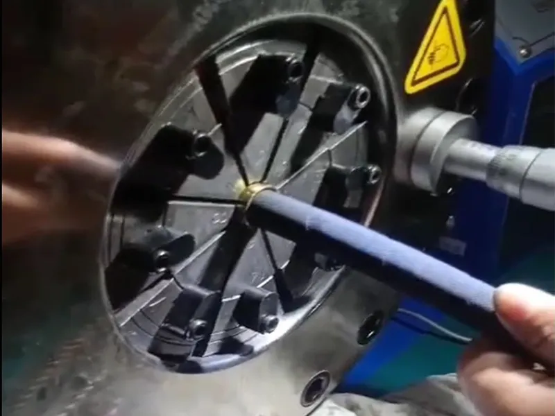 rubber tube cutting machine