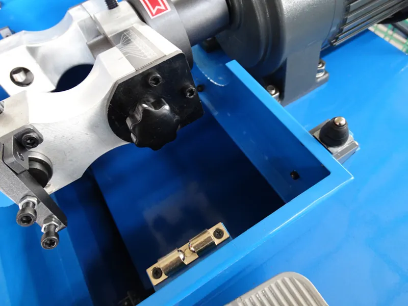 hose skiving machine